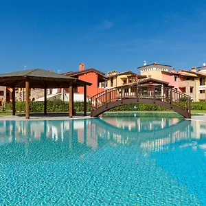  Apartment Corina