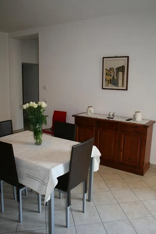 Alma Apartment Sirmione 0*,